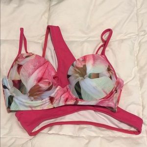 Pink floral bikini size small gypsea swimwear